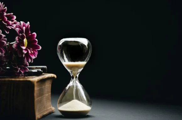 Empowering Your Time Wallet: Navigating Life’s Hourglass For Maximum Happiness And Fulfillment